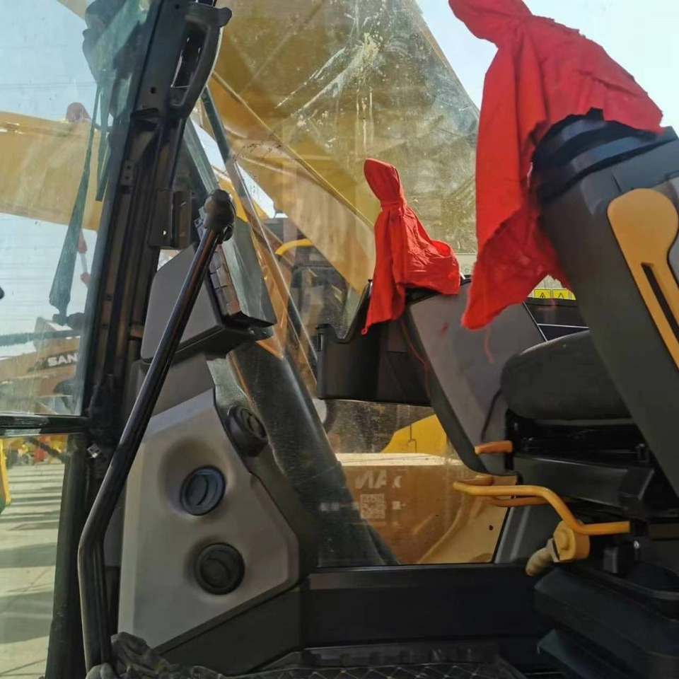 CAT 320 GC - Ekskavator perayap: gambar 2 CAT 320 GC - Ekskavator perayap: gambar 2