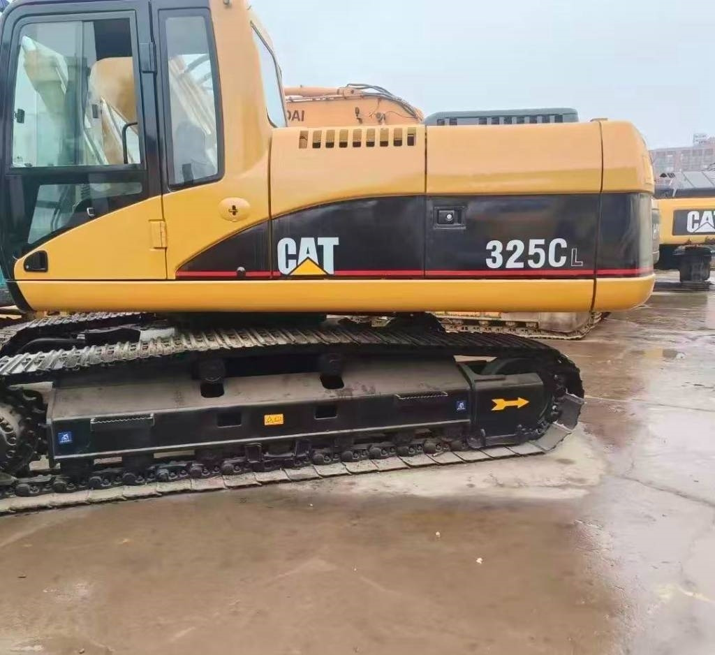 CAT 325 C - Ekskavator perayap: gambar 2 CAT 325 C - Ekskavator perayap: gambar 2