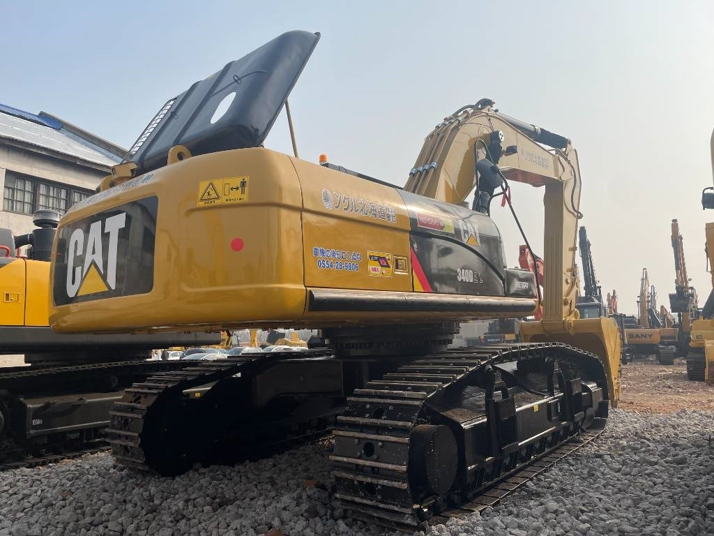 Ekskavator perayap CAT 340 D L: gambar 6