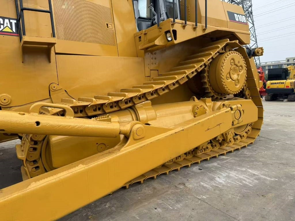 CAT D 10 R - Bulldozer: gambar 2 CAT D 10 R - Bulldozer: gambar 2