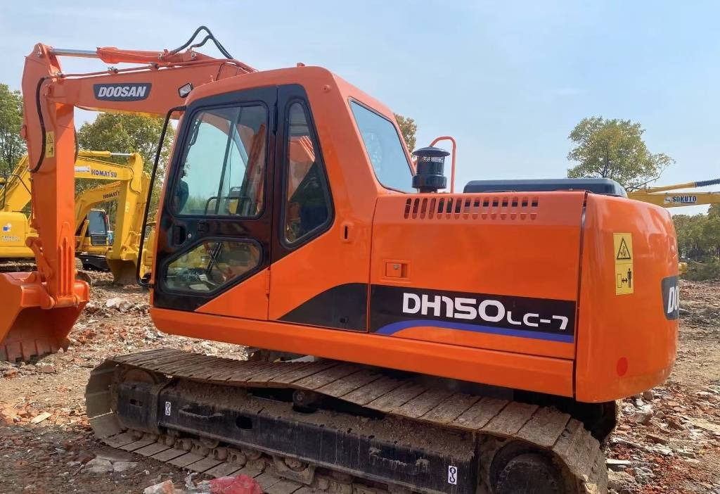Doosan DH 150 - Ekskavator perayap: gambar 1 Doosan DH 150 - Ekskavator perayap: gambar 1