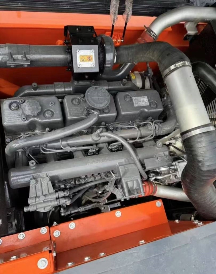 Doosan DX 225 - Ekskavator perayap: gambar 5 Doosan DX 225 - Ekskavator perayap: gambar 5