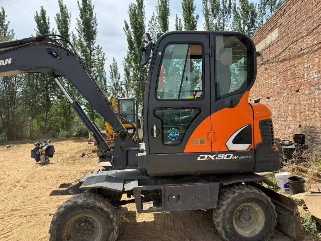 Doosan DX 60  - Ekskavator mini: gambar 5 Doosan DX 60  - Ekskavator mini: gambar 5