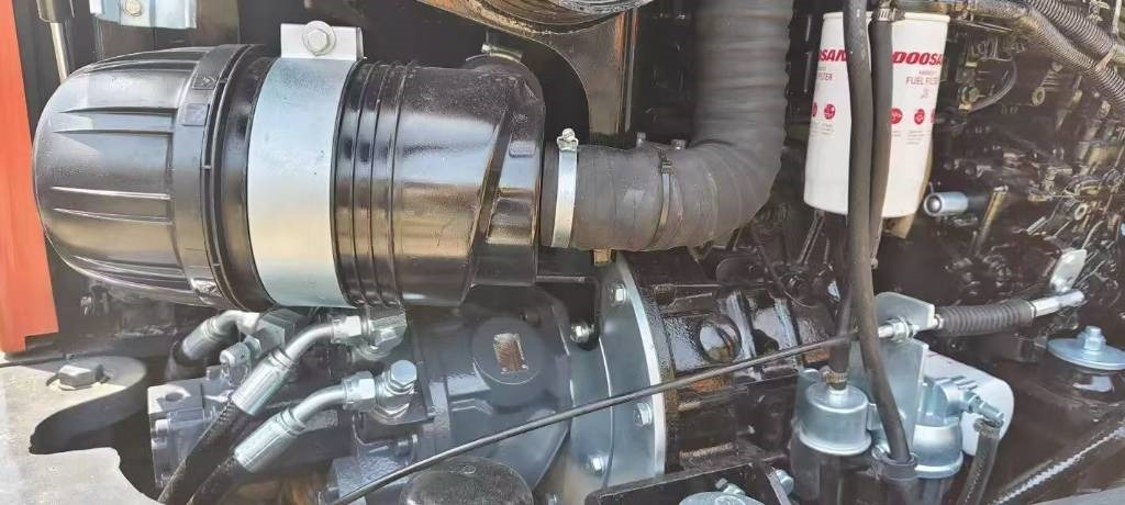 Doosan DX 60 - Ekskavator mini: gambar 4 Doosan DX 60 - Ekskavator mini: gambar 4