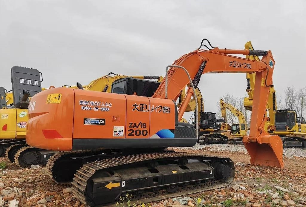 Hitachi 200 - Ekskavator perayap: gambar 2 Hitachi 200 - Ekskavator perayap: gambar 2