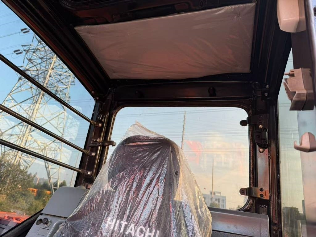 Hitachi 70 - Ekskavator perayap: gambar 2 Hitachi 70 - Ekskavator perayap: gambar 2