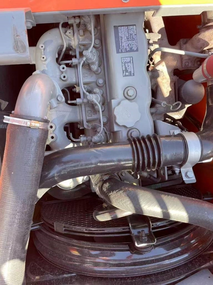 Hitachi ZX 120 - Ekskavator perayap: gambar 5 Hitachi ZX 120 - Ekskavator perayap: gambar 5