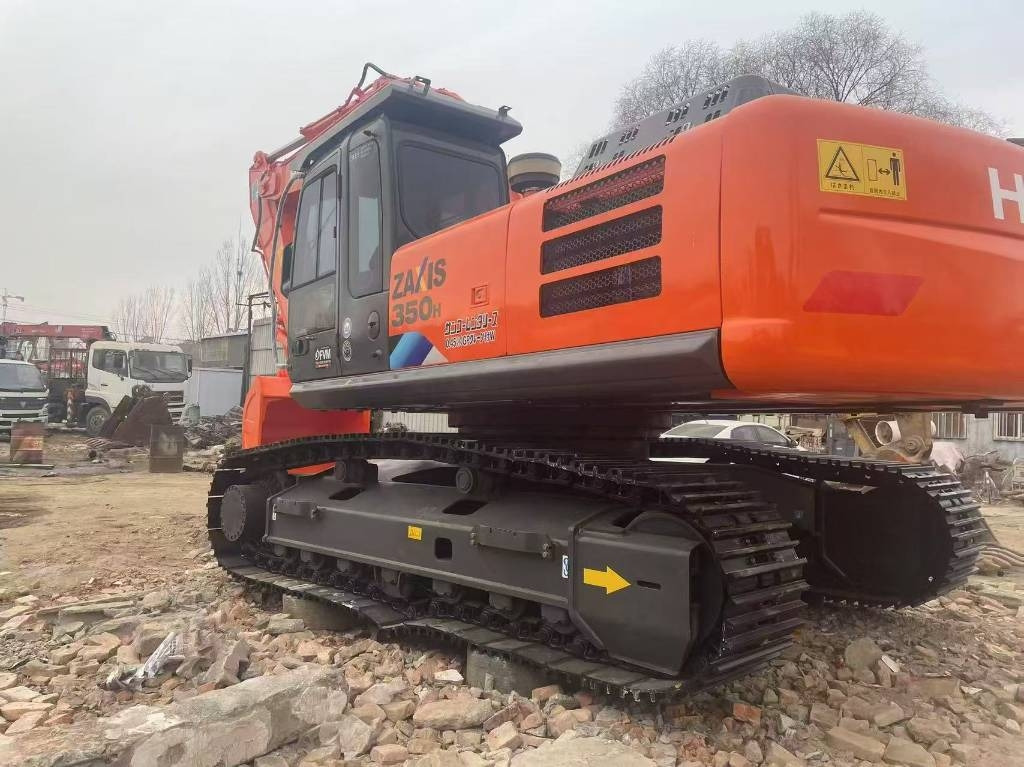 Hitachi ZX 350 - Ekskavator perayap: gambar 1 Hitachi ZX 350 - Ekskavator perayap: gambar 1
