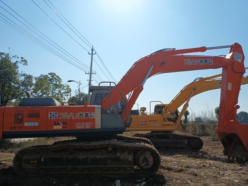 Hitachi ZX 350  - Ekskavator perayap: gambar 4 Hitachi ZX 350  - Ekskavator perayap: gambar 4