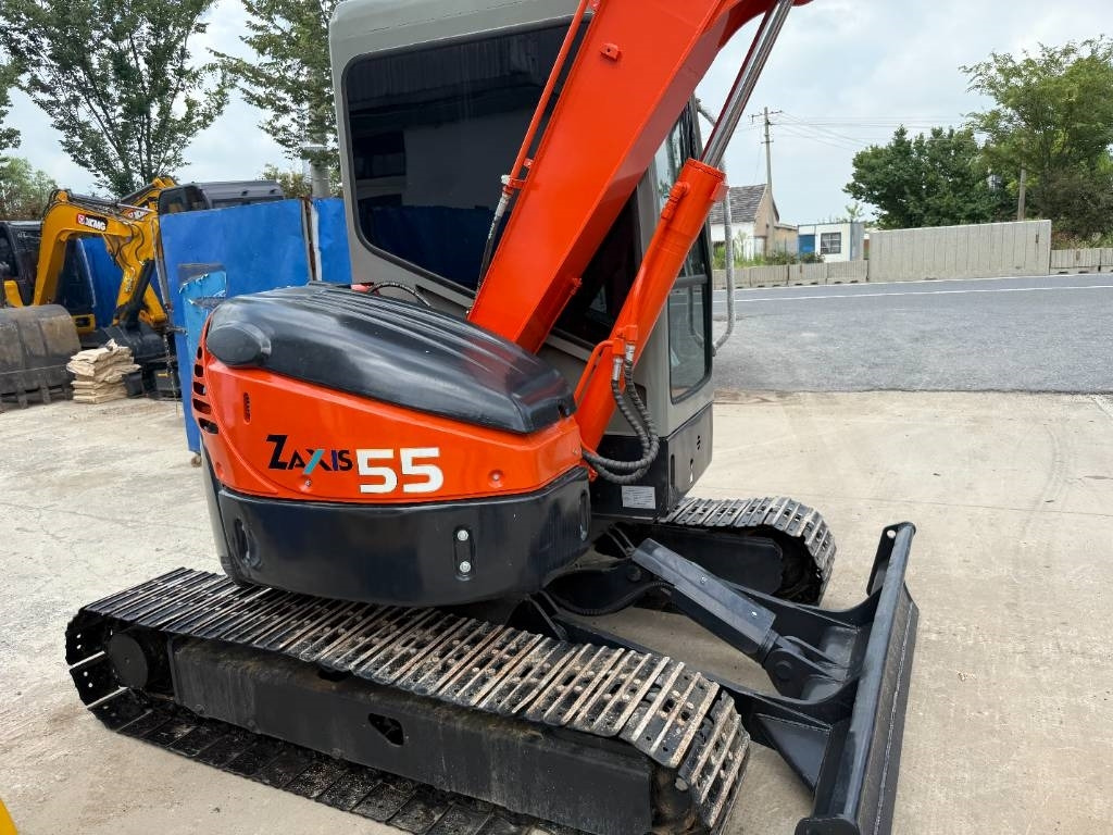 Hitachi ZX 55  - Ekskavator mini: gambar 4 Hitachi ZX 55  - Ekskavator mini: gambar 4