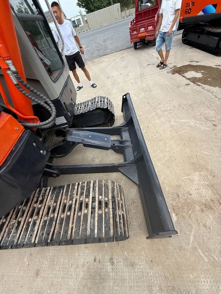 Hitachi ZX 55 - Ekskavator mini: gambar 3 Hitachi ZX 55 - Ekskavator mini: gambar 3