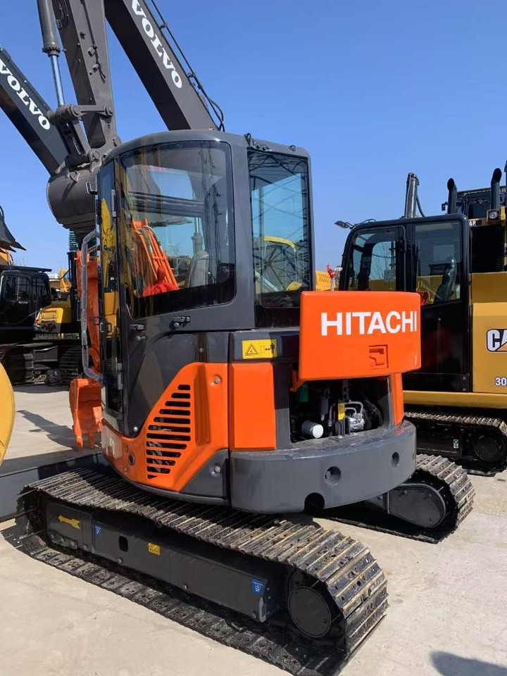 Hitachi ZX 55 - Ekskavator mini: gambar 1 Hitachi ZX 55 - Ekskavator mini: gambar 1