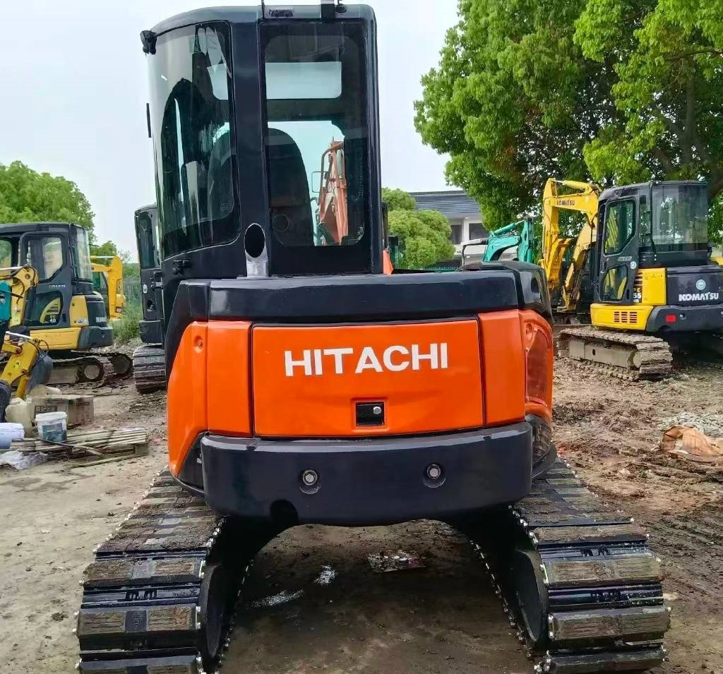 Hitachi ZX 55 U-5 - Ekskavator mini: gambar 3 Hitachi ZX 55 U-5 - Ekskavator mini: gambar 3