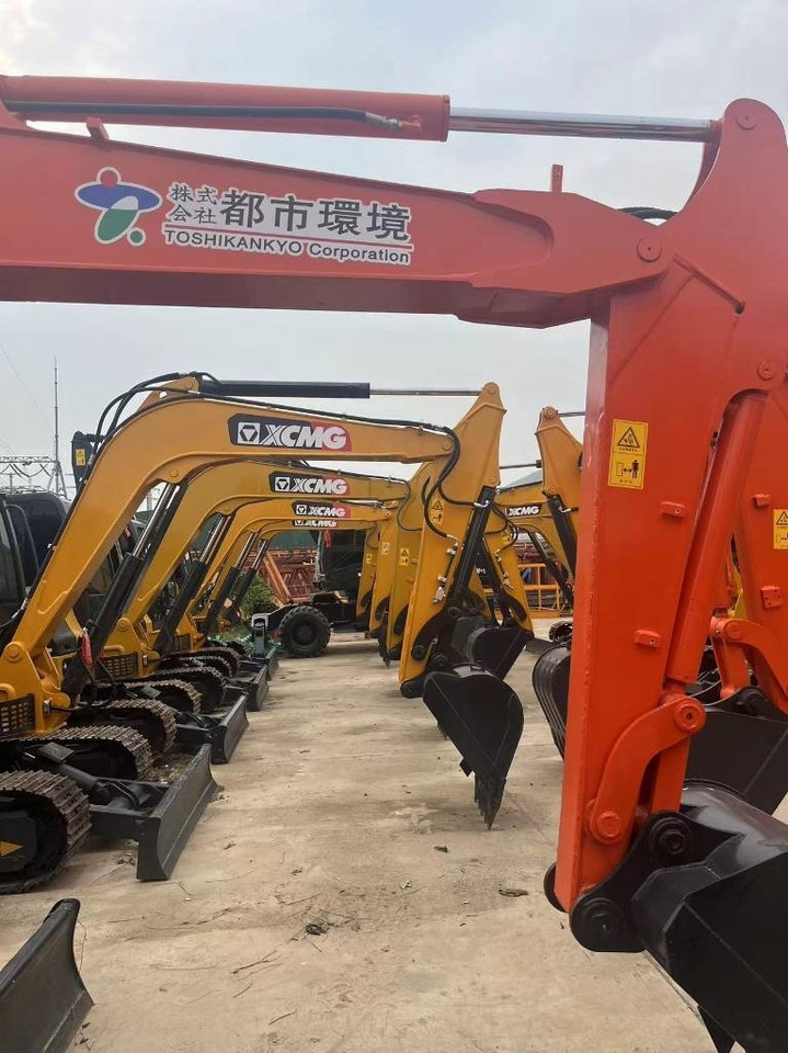 Hitachi ZX 60 - Ekskavator mini: gambar 4 Hitachi ZX 60 - Ekskavator mini: gambar 4