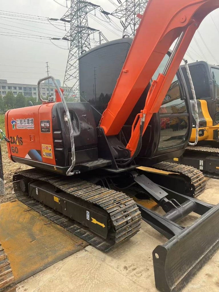 Hitachi ZX 60 - Ekskavator mini: gambar 3 Hitachi ZX 60 - Ekskavator mini: gambar 3