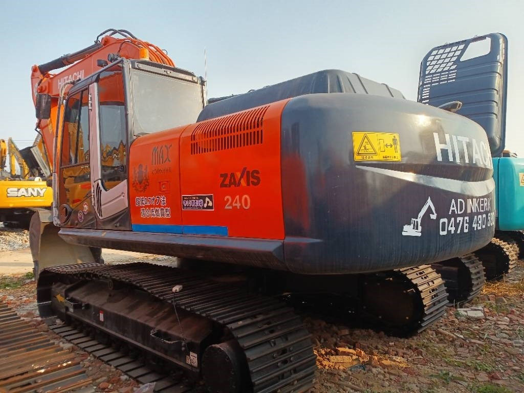 Hitachi Zaxis 240 LC-3 - Ekskavator perayap: gambar 2 Hitachi Zaxis 240 LC-3 - Ekskavator perayap: gambar 2