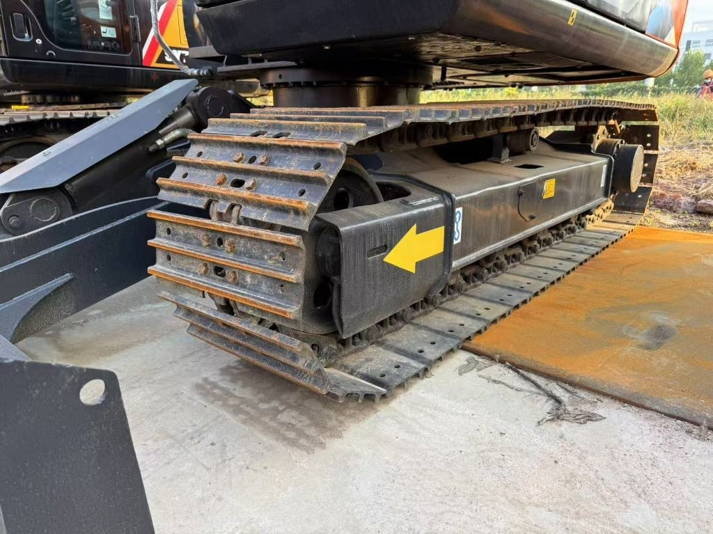 Hitachi Zaxis 70 - Ekskavator perayap: gambar 3 Hitachi Zaxis 70 - Ekskavator perayap: gambar 3