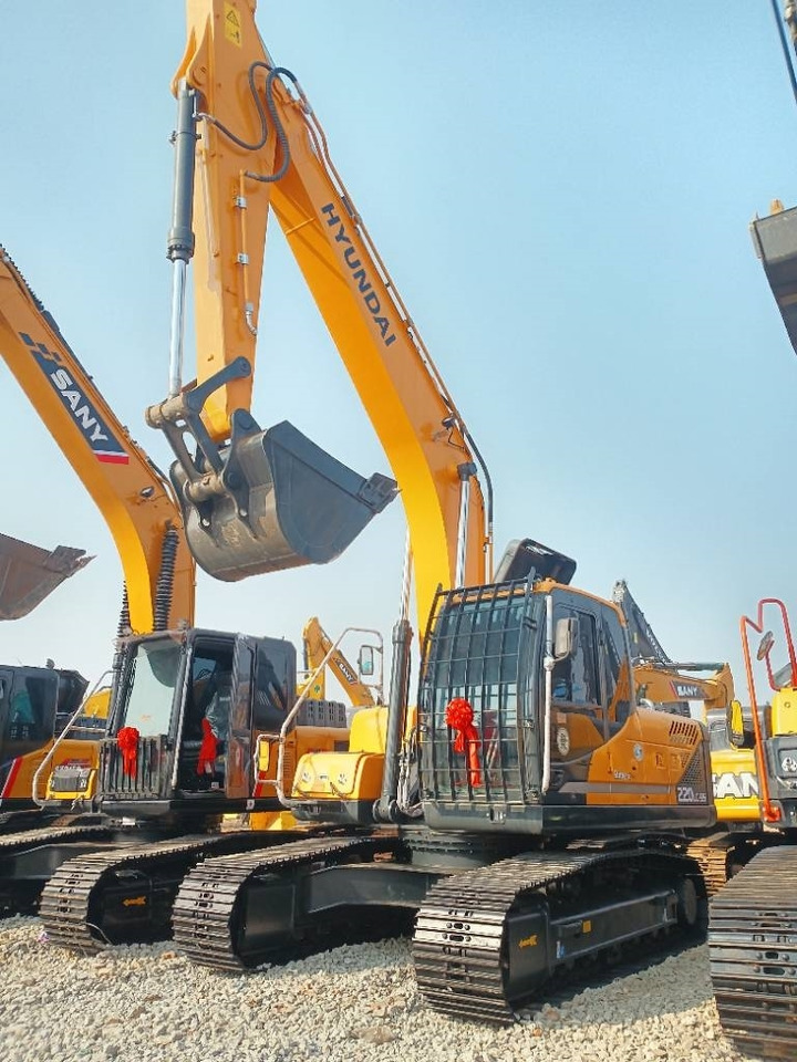 Hyundai 220-9S - Ekskavator perayap: gambar 1 Hyundai 220-9S - Ekskavator perayap: gambar 1