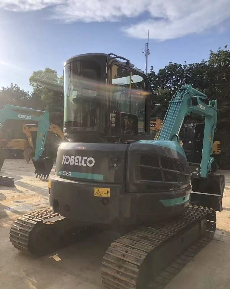Ekskavator mini Kobelco SK 55: gambar 7