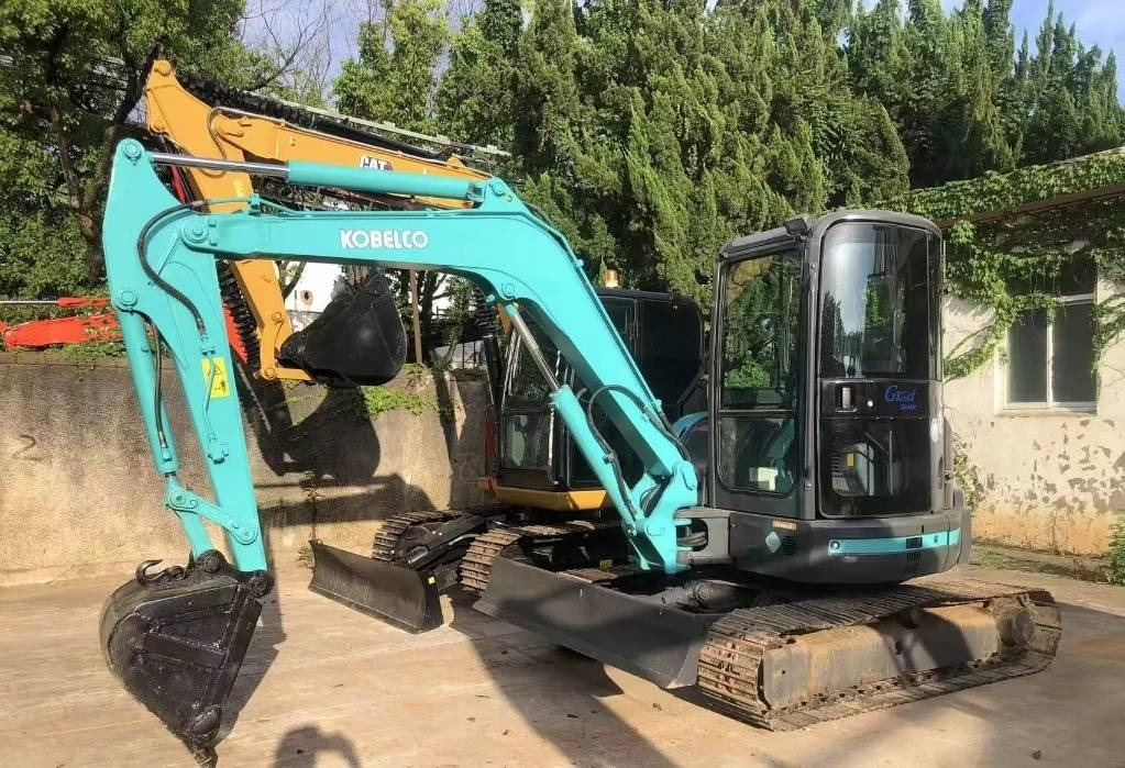 Ekskavator mini Kobelco SK 55: gambar 6