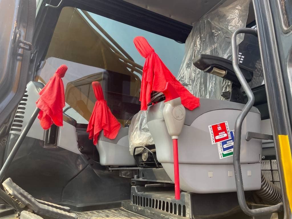 Komatsu 350 - Ekskavator perayap: gambar 4 Komatsu 350 - Ekskavator perayap: gambar 4