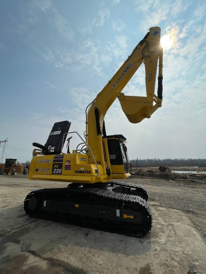 Komatsu PC 220-7 - Ekskavator perayap: gambar 1 Komatsu PC 220-7 - Ekskavator perayap: gambar 1