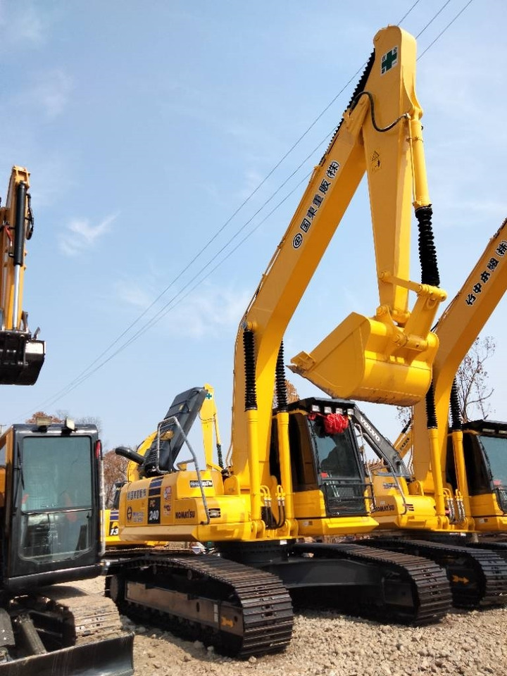 Komatsu PC 240 - Ekskavator perayap: gambar 1 Komatsu PC 240 - Ekskavator perayap: gambar 1