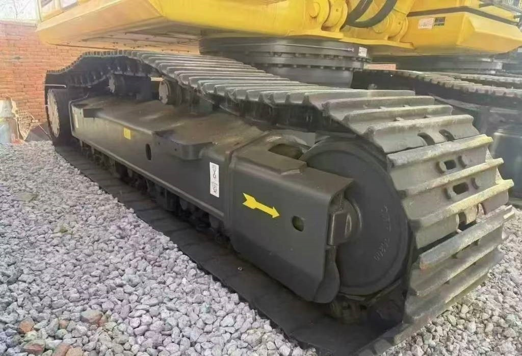 Komatsu PC 350-8 - Ekskavator perayap: gambar 3 Komatsu PC 350-8 - Ekskavator perayap: gambar 3