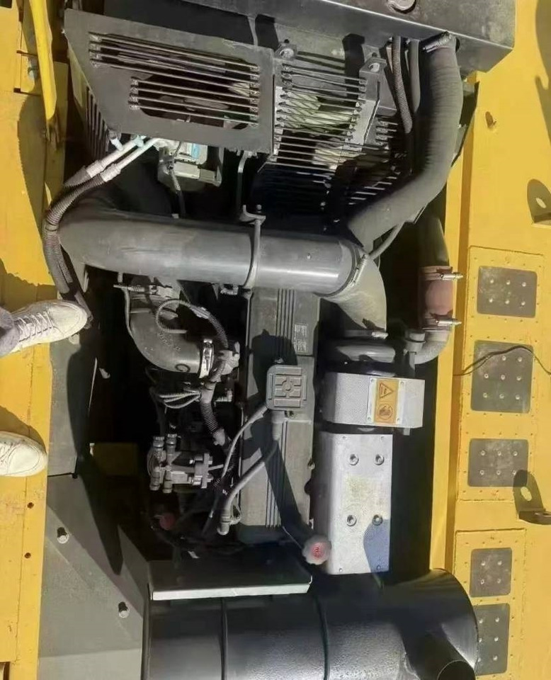 Komatsu PC 350-8 - Ekskavator perayap: gambar 2 Komatsu PC 350-8 - Ekskavator perayap: gambar 2