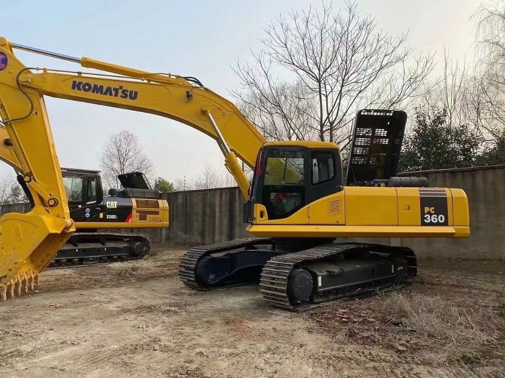 Komatsu PC 360 - Ekskavator perayap: gambar 1 Komatsu PC 360 - Ekskavator perayap: gambar 1