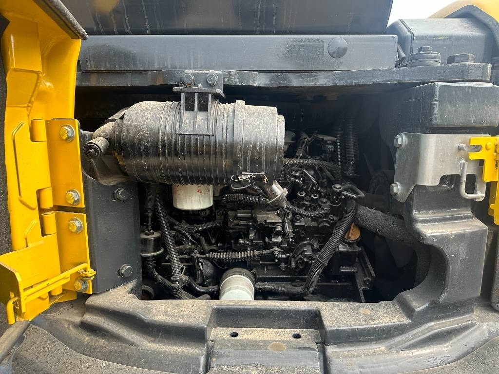 Komatsu PC 40 - Ekskavator mini: gambar 5 Komatsu PC 40 - Ekskavator mini: gambar 5