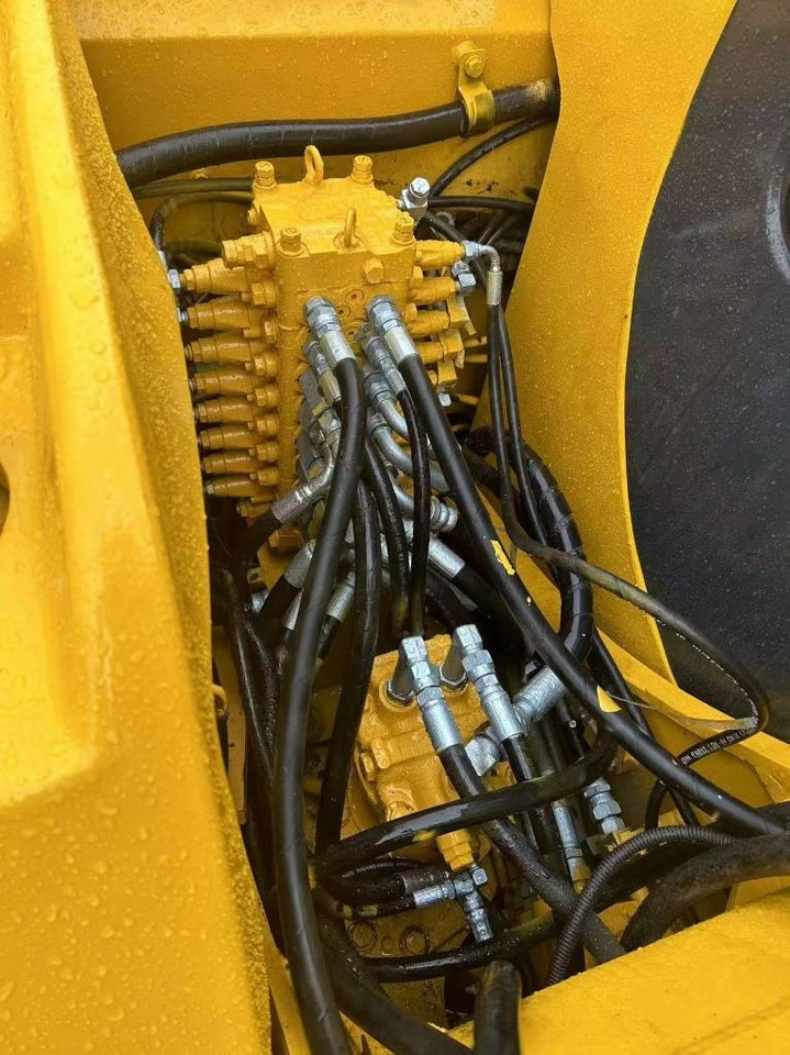 Komatsu PC 60 - Ekskavator mini: gambar 5 Komatsu PC 60 - Ekskavator mini: gambar 5