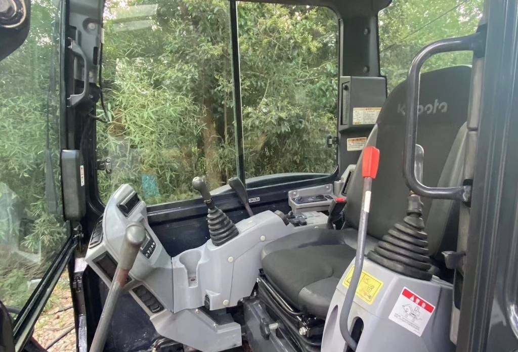 Kubota 165 - Ekskavator perayap: gambar 3 Kubota 165 - Ekskavator perayap: gambar 3