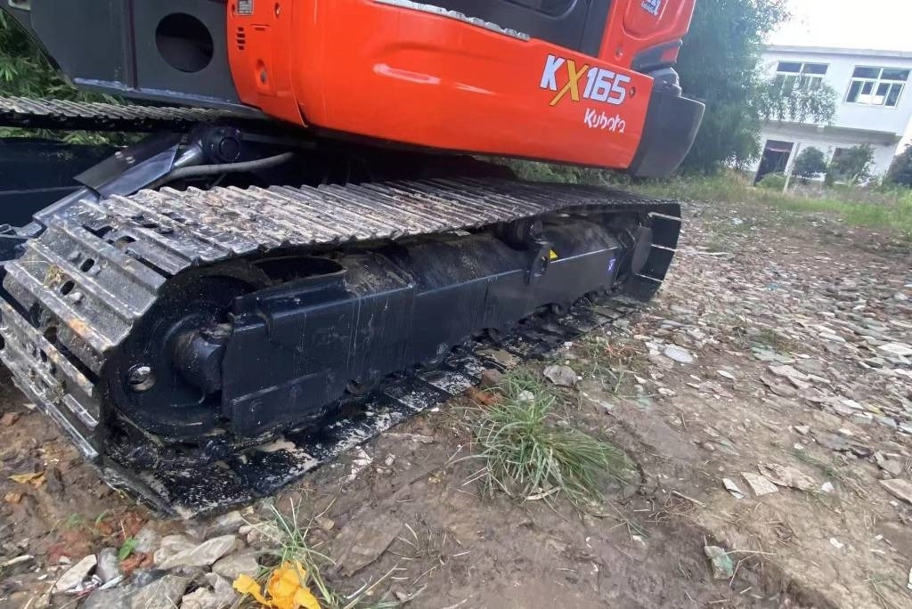 Kubota 165 - Ekskavator perayap: gambar 4 Kubota 165 - Ekskavator perayap: gambar 4