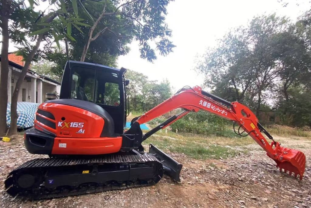 Kubota 165 - Ekskavator perayap: gambar 1 Kubota 165 - Ekskavator perayap: gambar 1