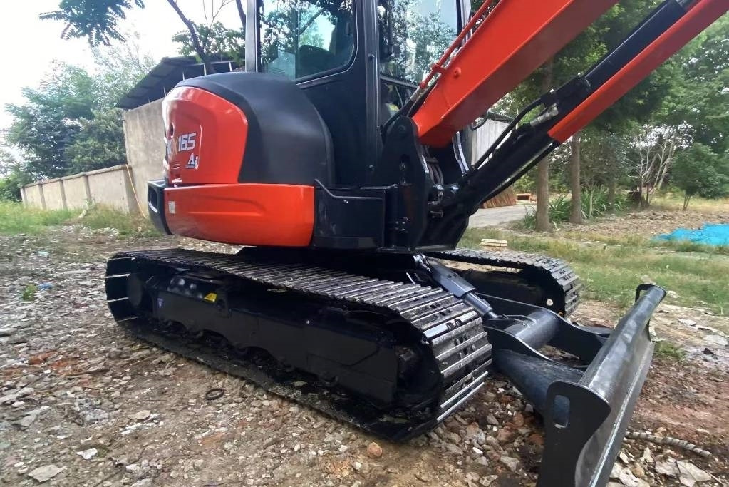 Kubota 165 - Ekskavator perayap: gambar 5 Kubota 165 - Ekskavator perayap: gambar 5