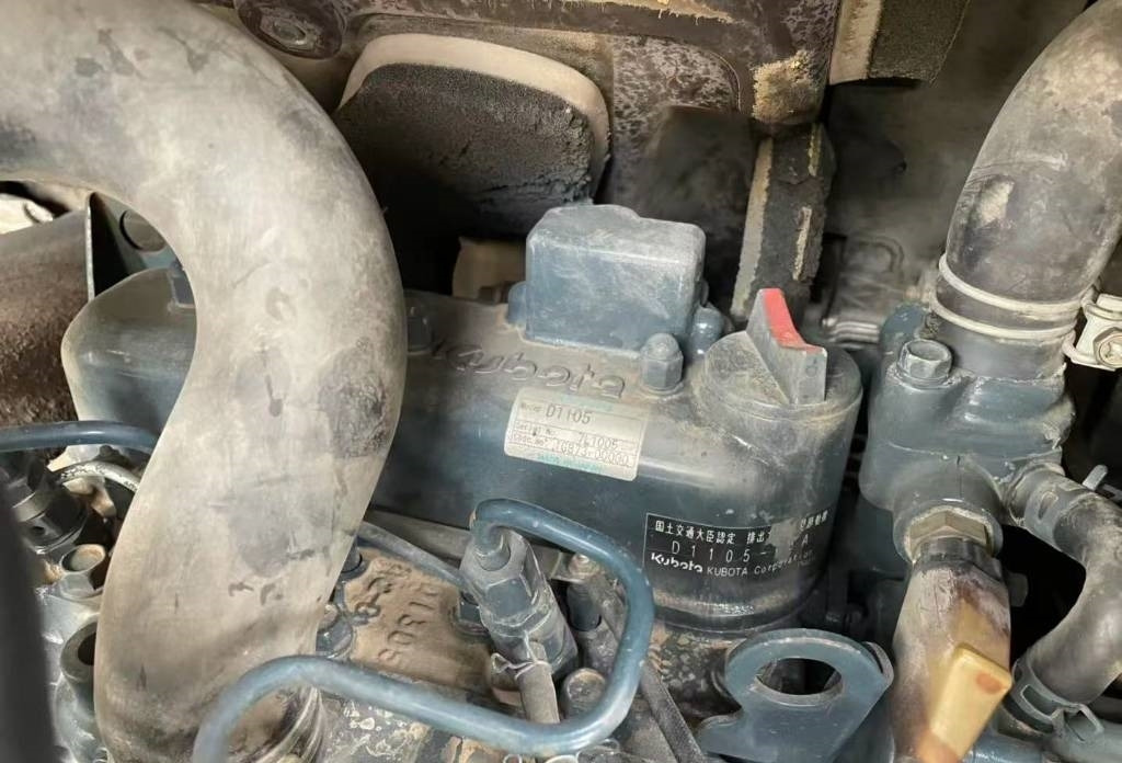 Kubota 25 - Ekskavator mini: gambar 2 Kubota 25 - Ekskavator mini: gambar 2