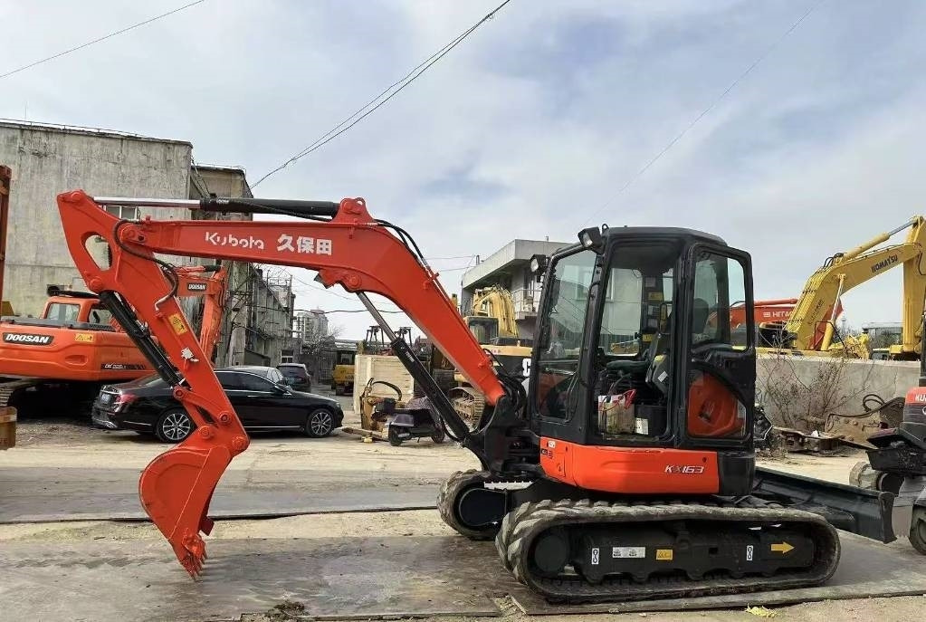 Kubota KX 163 - Ekskavator perayap: gambar 1 Kubota KX 163 - Ekskavator perayap: gambar 1
