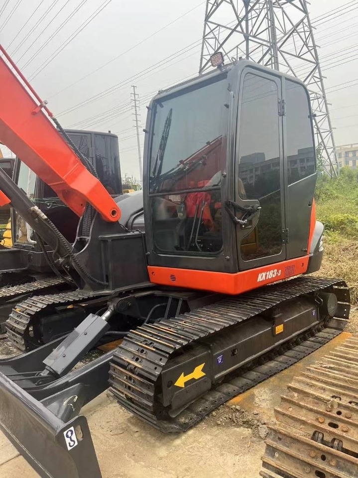 Kubota KX 183 - Ekskavator perayap: gambar 4 Kubota KX 183 - Ekskavator perayap: gambar 4