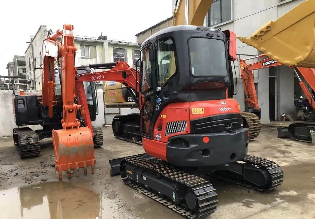 Kubota U 35 - Ekskavator mini: gambar 4 Kubota U 35 - Ekskavator mini: gambar 4