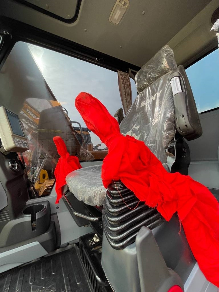 Sany SY 135 - Ekskavator perayap: gambar 5 Sany SY 135 - Ekskavator perayap: gambar 5