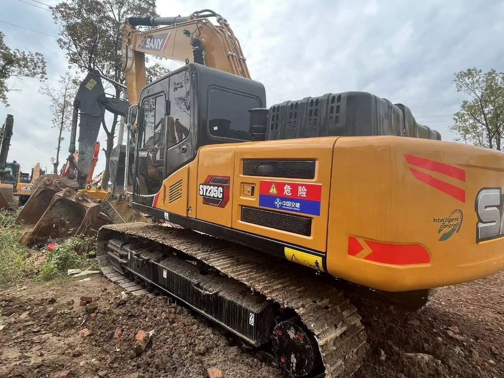 Sany SY 235 C - Ekskavator perayap: gambar 2 Sany SY 235 C - Ekskavator perayap: gambar 2