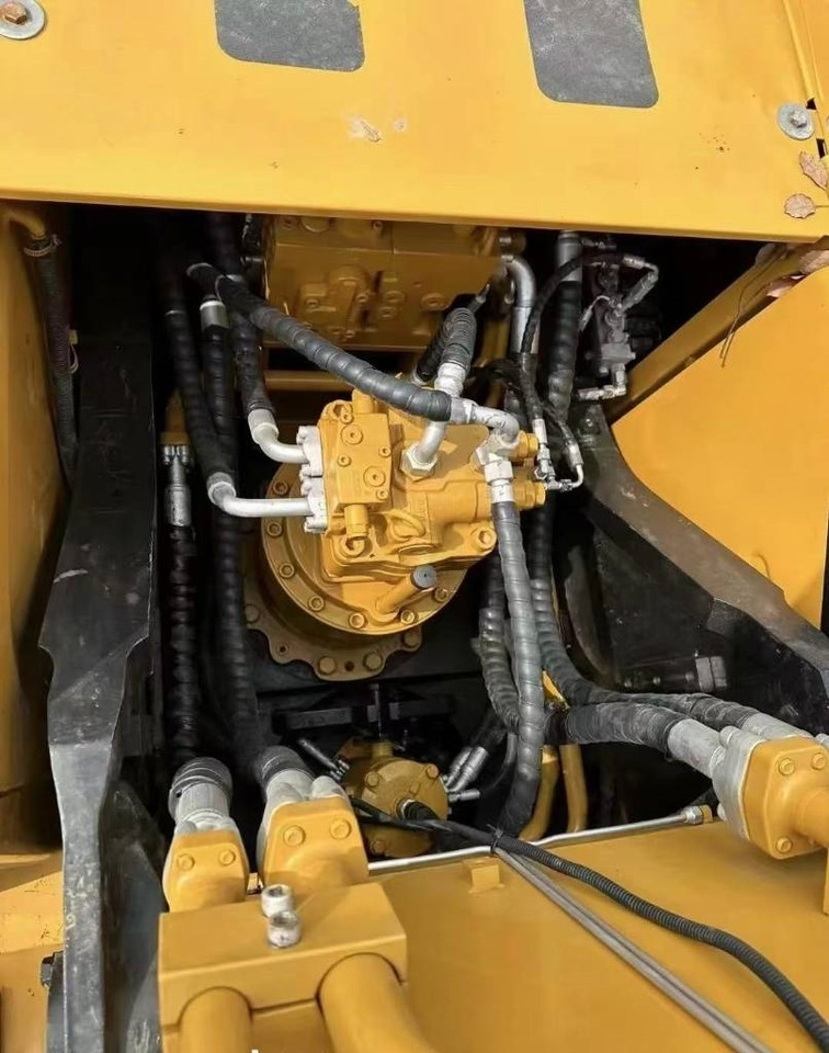Sany SY 235 - Ekskavator perayap: gambar 2 Sany SY 235 - Ekskavator perayap: gambar 2