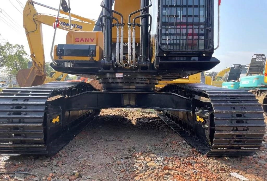 Ekskavator perayap Sany SY 365 H: gambar 10 Ekskavator perayap Sany SY 365 H: gambar 10