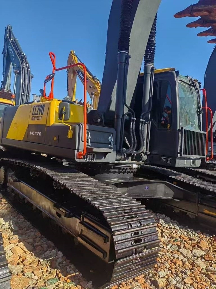 Volvo EC 290 - Ekskavator perayap: gambar 4 Volvo EC 290 - Ekskavator perayap: gambar 4