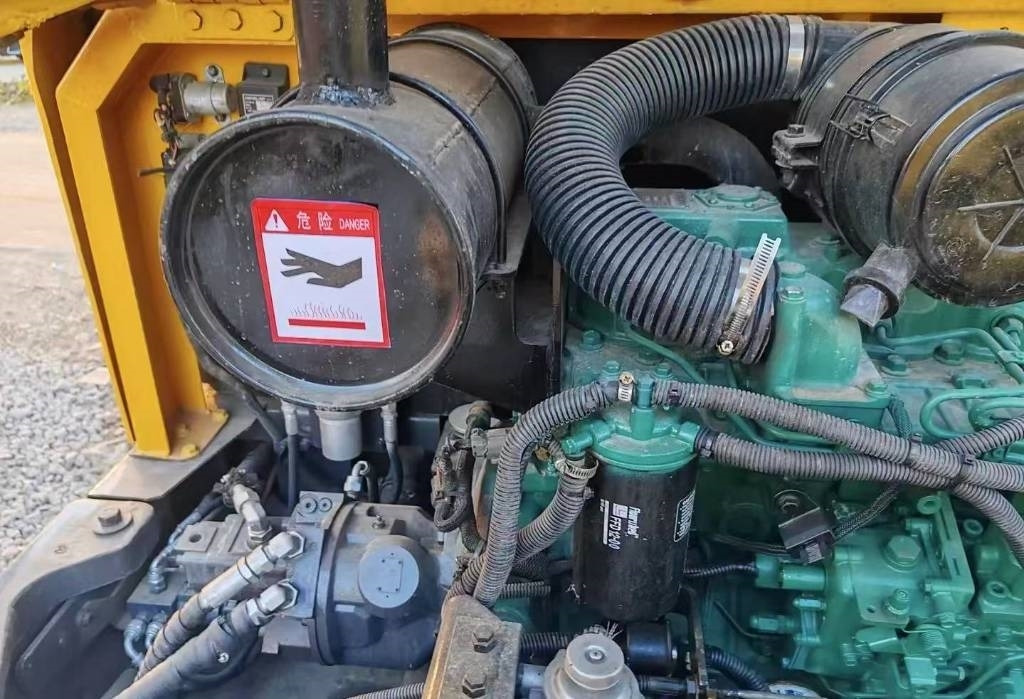 Volvo EC 60 - Ekskavator perayap: gambar 2 Volvo EC 60 - Ekskavator perayap: gambar 2