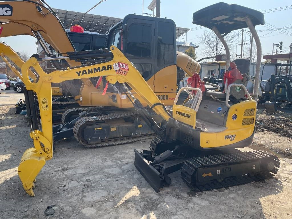 Yanmar 17 - Ekskavator mini: gambar 1 Yanmar 17 - Ekskavator mini: gambar 1
