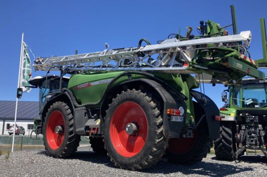 Fendt ROGATOR 645 - Penyemprot self-propelled: gambar 1 Fendt ROGATOR 645 - Penyemprot self-propelled: gambar 1