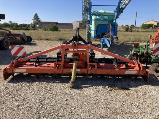 Maschio DM 4000 - Garu putar: gambar 1 Maschio DM 4000 - Garu putar: gambar 1