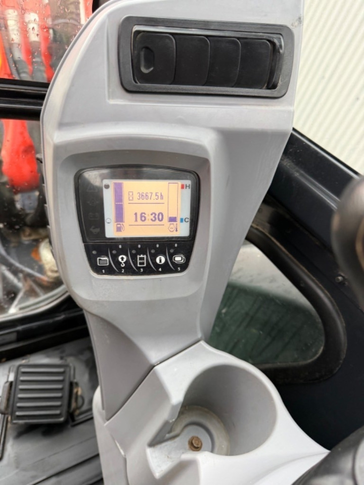 Ekskavator mini Kubota U 48-4: gambar 9 Ekskavator mini Kubota U 48-4: gambar 9